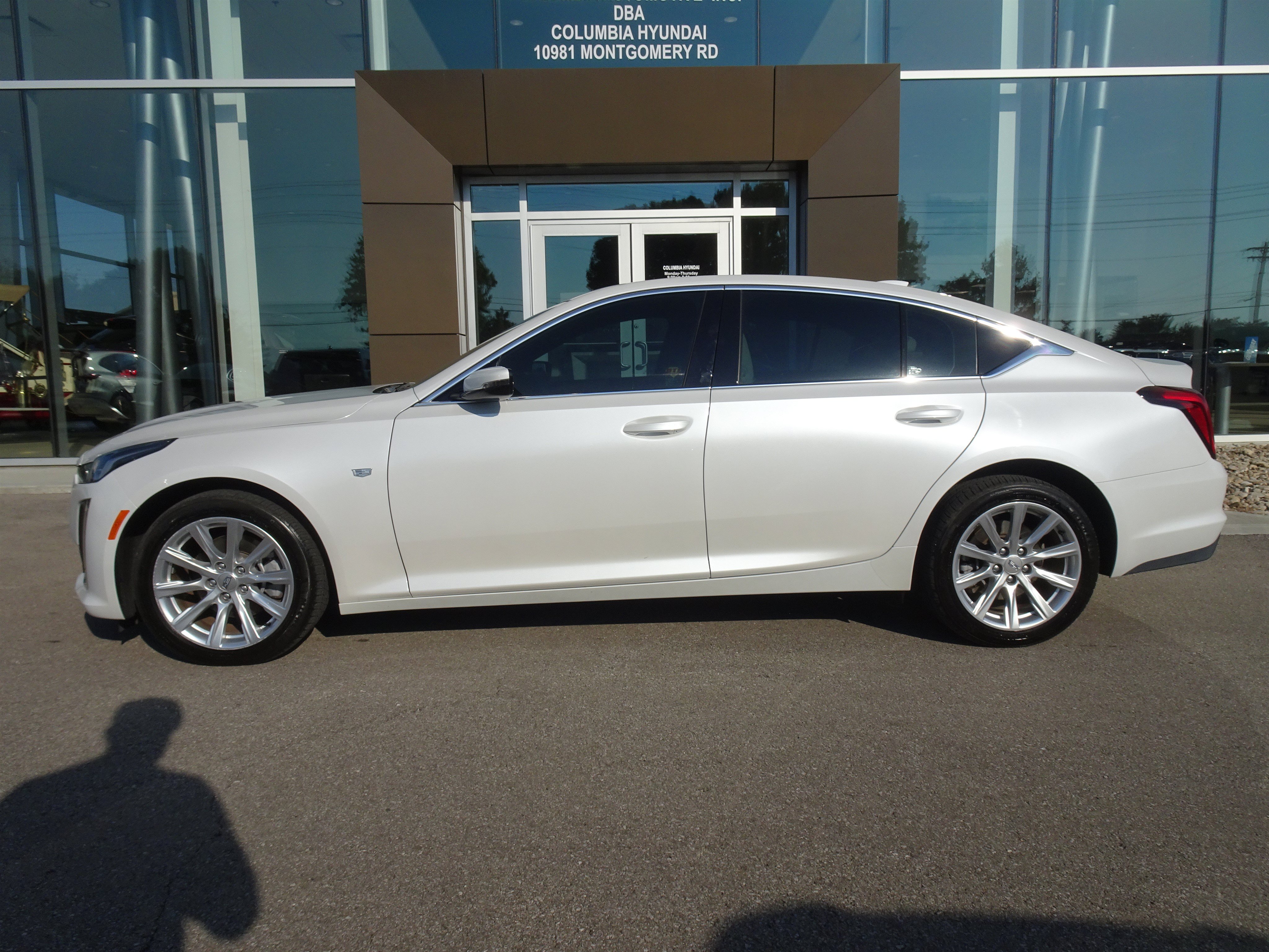 Used 2023 Cadillac CT5 Luxury w/ Sun And Sound Package AWD/4WD image 2