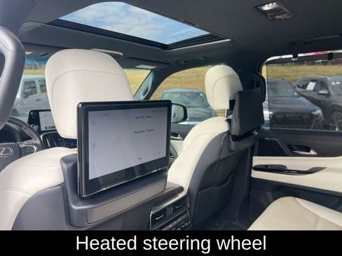 Used 2023 Lexus LX 600 4WD w/ Appearance Package image 16