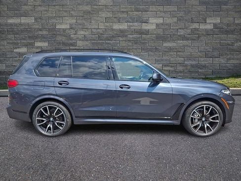 Used 2022 BMW X7 xDrive40i w/ M Sport Package AWD/4WD image 7