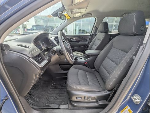 Used 2024 GMC Terrain SLE w/ Driver Convenience Package AWD/4WD image 17