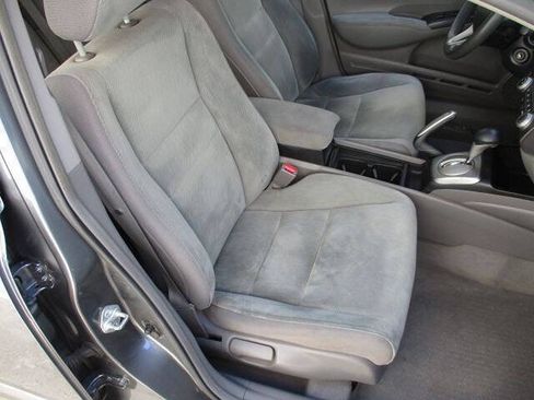 Used 2010 Honda Civic LX image 9