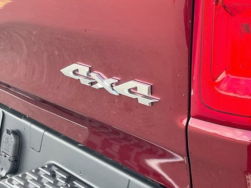 Used 2025 RAM 1500 Laramie w/ Advanced Safety Group II AWD/4WD image 33
