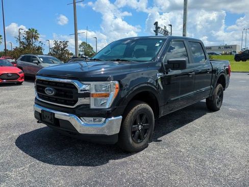 Used 2022 Ford F150 XLT w/ Trailer Tow Package image 9