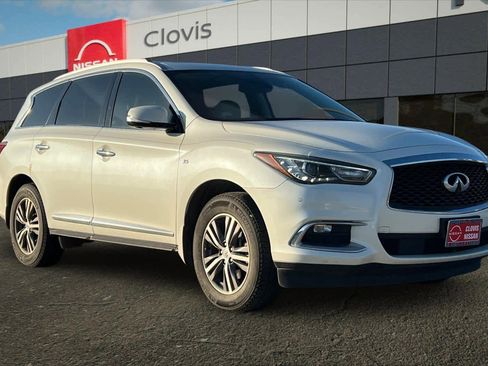 Used 2019 INFINITI QX60 Luxe w/ Essential Package image 10