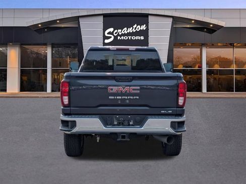 Used 2025 GMC Sierra 3500 SLE w/ SLE Value Package AWD/4WD image 4