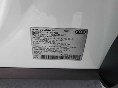 Certified 2024 Audi Q8 e-tron Prestige w/ Prestige Package AWD/4WD image 33