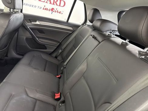 Used 2019 Volkswagen e-Golf SEL Premium image 13