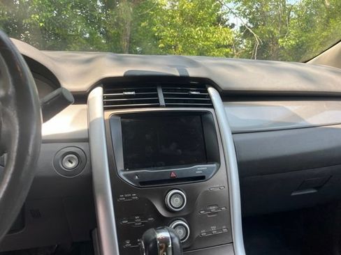 Used 2014 Ford Edge SEL w/ Equipment Group 205A FWD image 24