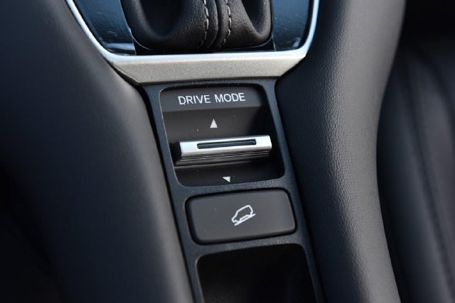 New 2027 Honda HR-V EX-L image 17