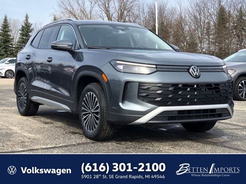 New 2026 Volkswagen Tiguan S AWD/4WD image 1