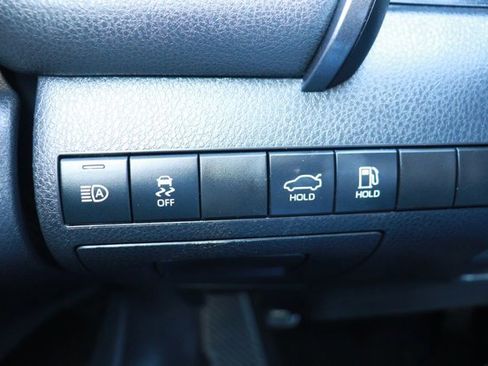 Used 2023 Toyota Camry SE image 24