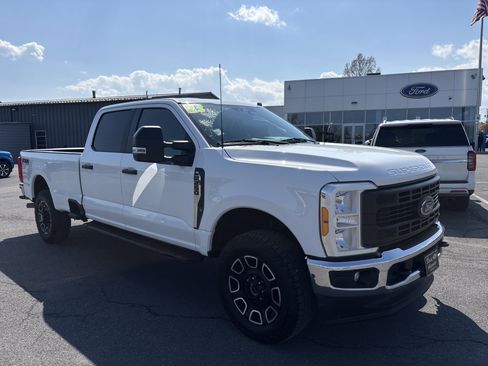 Used 2023 Ford F250 XL w/ FX4 Off-Road Package AWD/4WD image 1