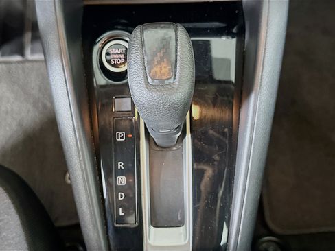 Used 2025 Nissan Versa SV FWD image 24