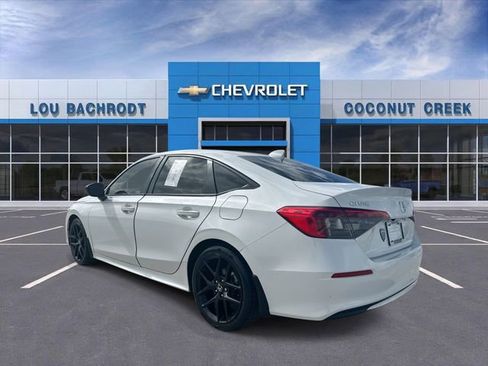 Used 2023 Honda Civic Sport image 6