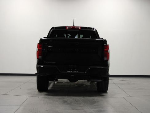 Used 2023 Chevrolet Colorado Z71 w/ Z71 Convenience Package 2 image 5