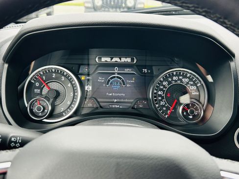 Used 2025 RAM 1500 Big Horn AWD/4WD image 19