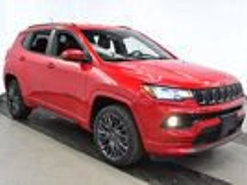 Certified 2023 Jeep Compass Limited image 1