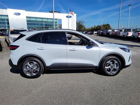 New 2026 Ford Escape ST-Line w/ Tech Pack #1 image 36