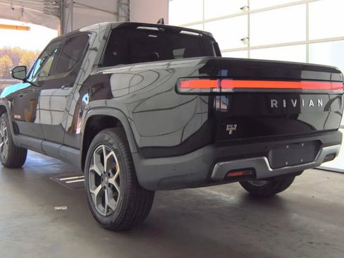 Used 2022 Rivian R1T Adventure AWD/4WD image 4