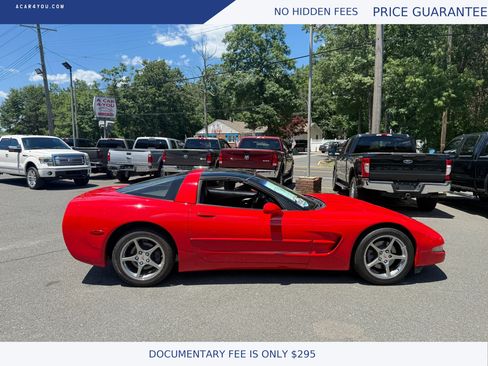 Used 2002 Chevrolet Corvette Coupe w/ Preferred Equipment Group2 RWD image 5