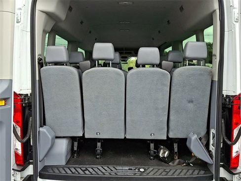 Used 2019 Ford Transit 350 XL image 28