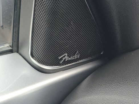 Used 2014 Volkswagen Beetle TDI image 26