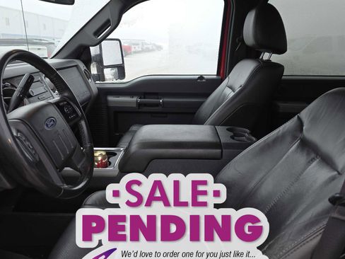 Used 2011 Ford F250 Lariat w/ Lariat Interior Pkg image 11