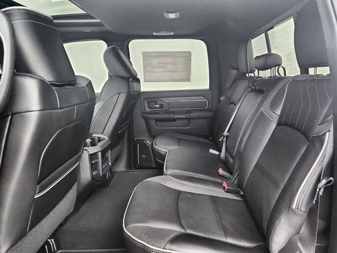 New 2026 RAM 2500 Limited AWD/4WD image 32