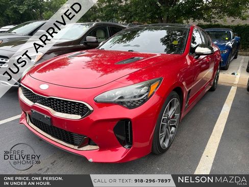 Used 2019 Kia Stinger GT1 RWD image 1