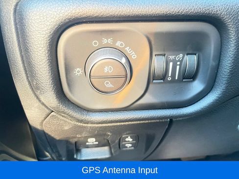 Used 2026 RAM 1500 Big Horn AWD/4WD image 17