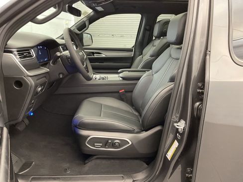 New 2026 Jeep Grand Wagoneer L Limited image 20