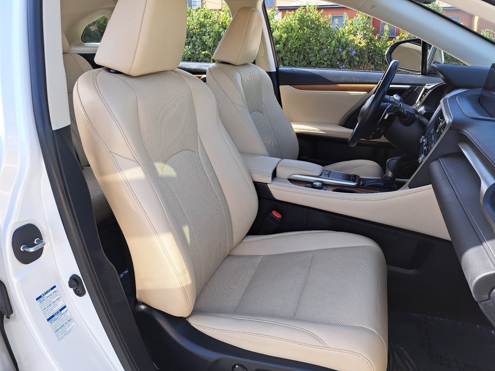 Used 2021 Lexus RX 450h AWD w/ Premium Package image 10