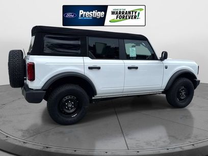 New 2026 Ford Bronco Big Bend w/ Black Appearance Package