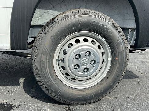 New 2024 RAM ProMaster 2500 w/ Safety Group image 26