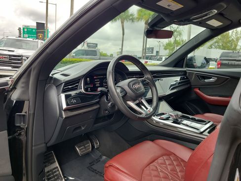 Used 2021 Audi SQ8 Prestige w/ Prestige Package AWD/4WD image 9