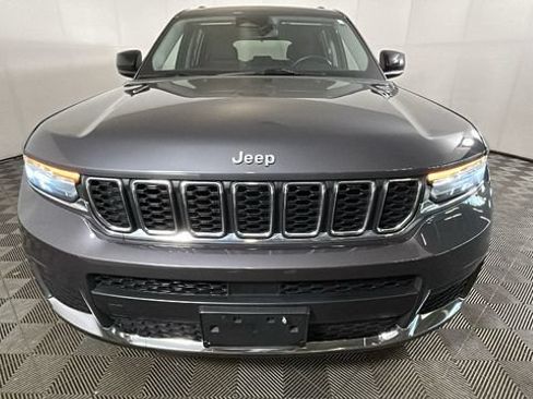 Used 2021 Jeep Grand Cherokee L Laredo w/ Luxury Tech Group I AWD/4WD image 7
