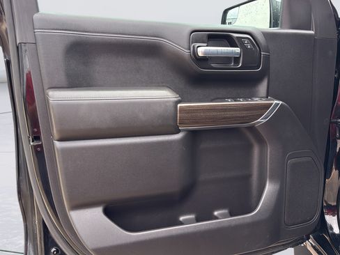 Used 2021 Chevrolet Silverado 1500 LT AWD/4WD image 19
