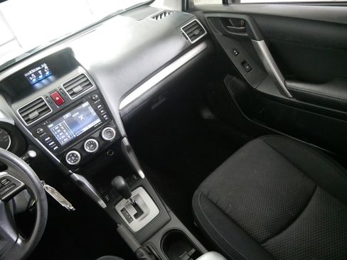 Used 2016 Subaru Forester 2.5i Premium w/ Popular Package #2 image 11