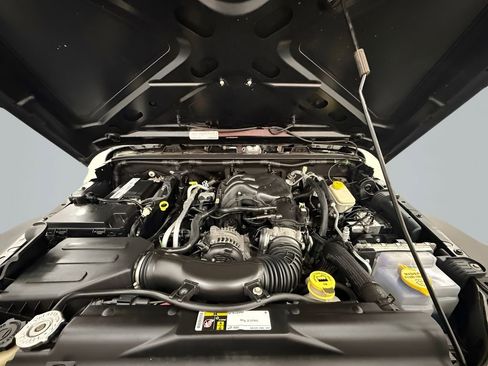 Used 2016 Jeep Wrangler Sport image 22