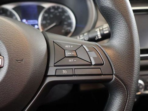 New 2025 Nissan Kicks Play S image 16