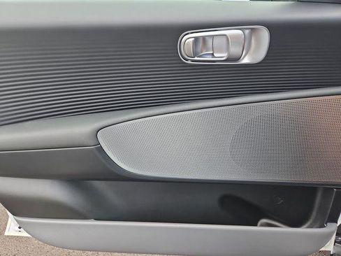 New 2025 Hyundai Ioniq 6 SE image 10