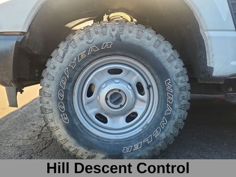 Used 2023 Ford F250 XL w/ XL Off-Road Package image 7