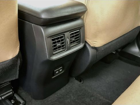 Certified 2022 Toyota RAV4 XLE AWD/4WD image 24