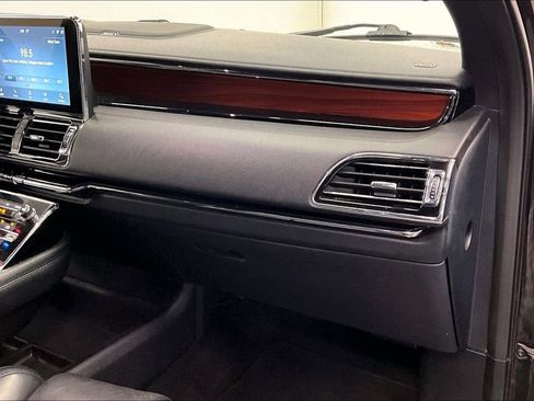 Used 2021 Lincoln Navigator L Reserve image 15