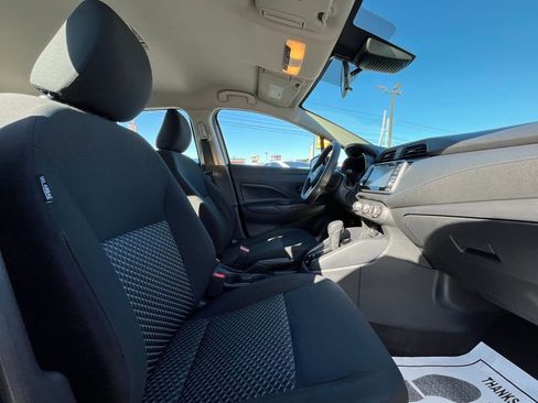 Used 2021 Nissan Versa S FWD image 19
