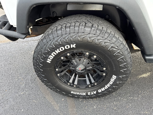 Used 2015 Jeep Wrangler Sport AWD/4WD image 10