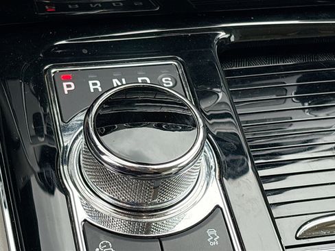 Used 2017 Jaguar XJ L Portfolio image 29