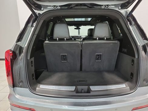 Used 2025 Cadillac XT6 Premium Luxury image 47