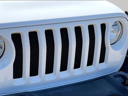 Used 2018 Jeep Wrangler Unlimited Sport S AWD/4WD image 28