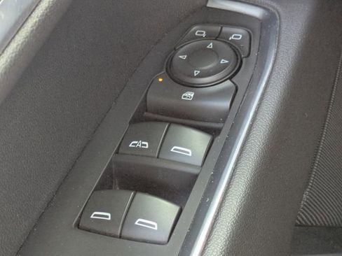 Used 2022 Chevrolet Silverado 1500 LT w/ Protection Package image 22